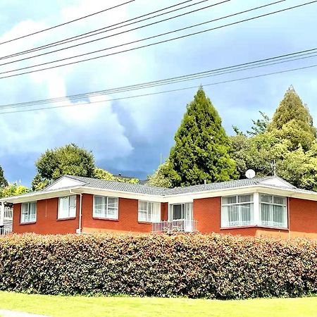 Just Like Your Own House -Free Wine Rotorua Exterior photo