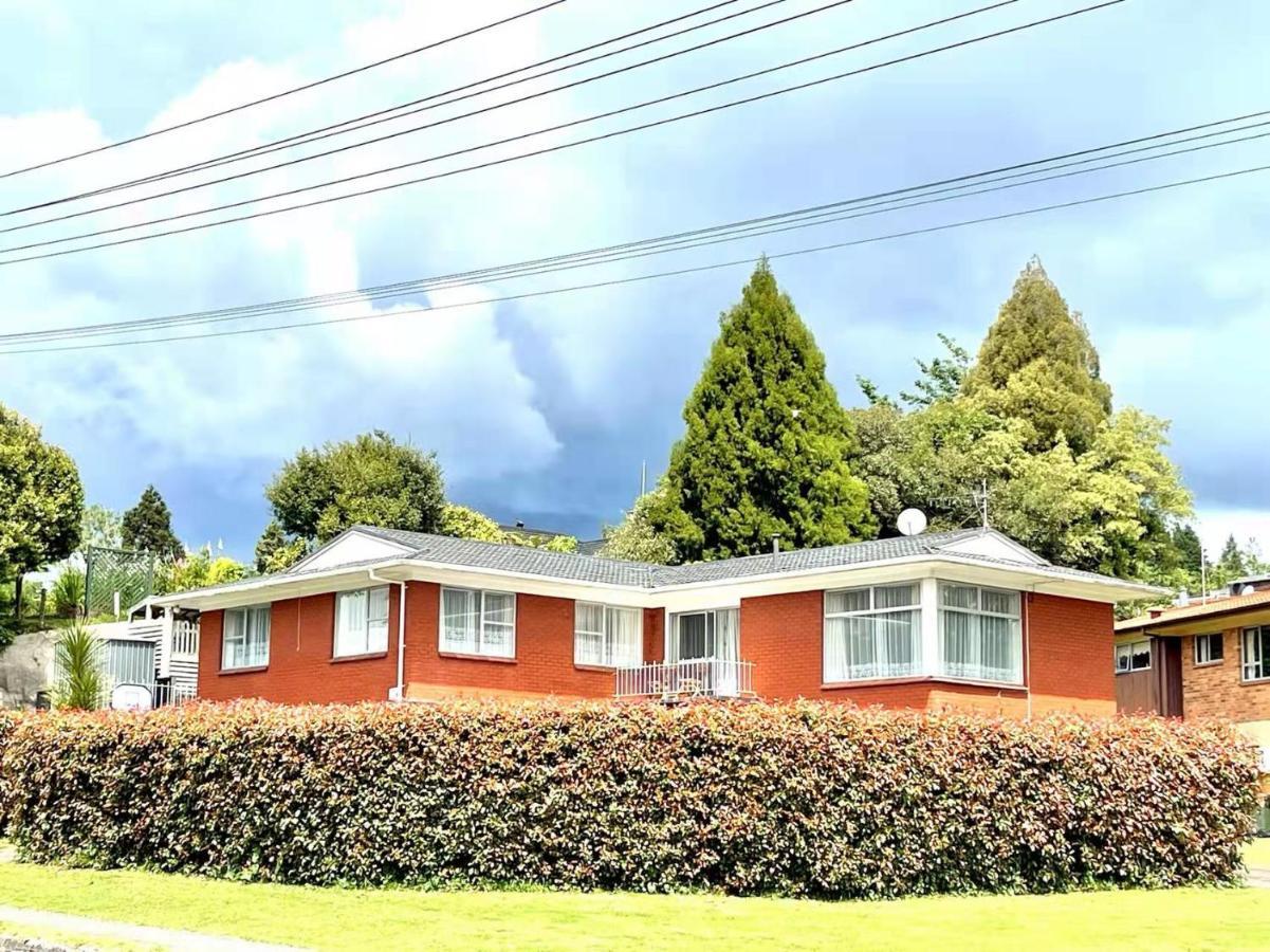 Just Like Your Own House -Free Wine Rotorua Exterior photo